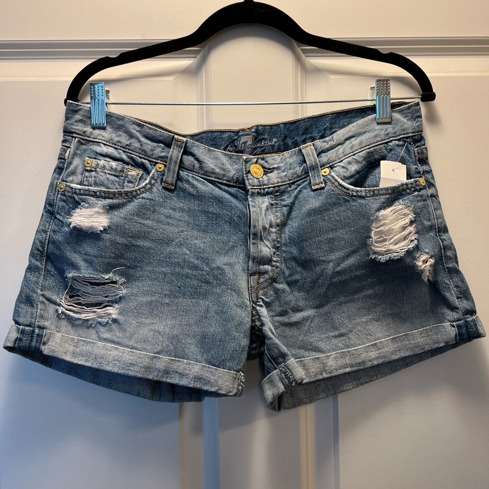 Women’s 7 For All of Mankind Mid Rise Distressed Cuff shorts